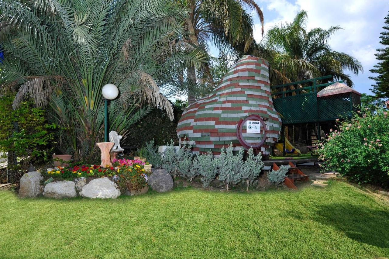 Family Cabin Menaẖemya 외부 사진